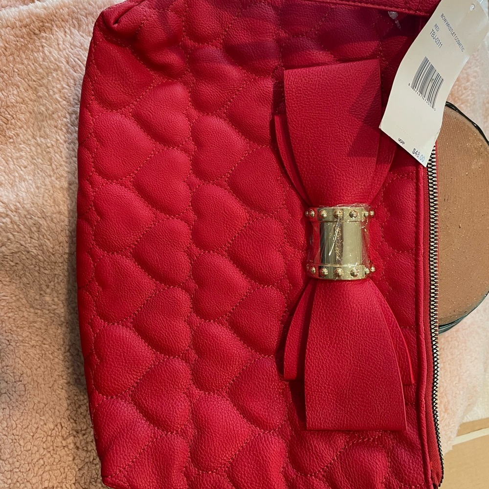 Betty Johnson wristlet